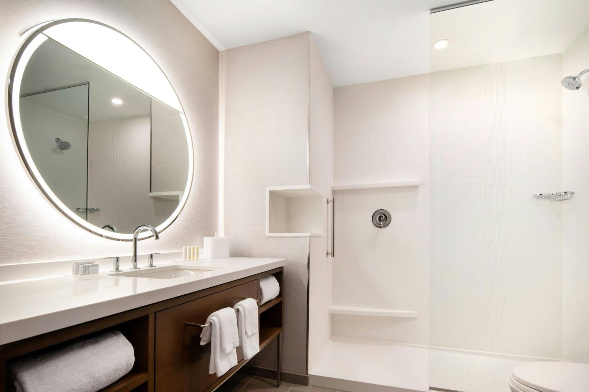 Hotel Courtyard By Marriott Fresno Clovis Exterior foto